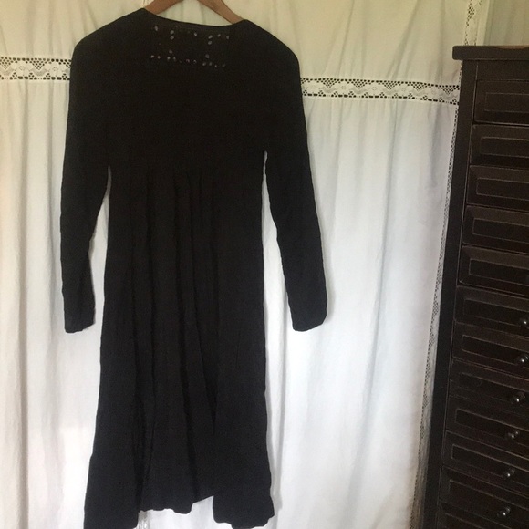 Black Johnny Was Dress - Picture 7 of 8